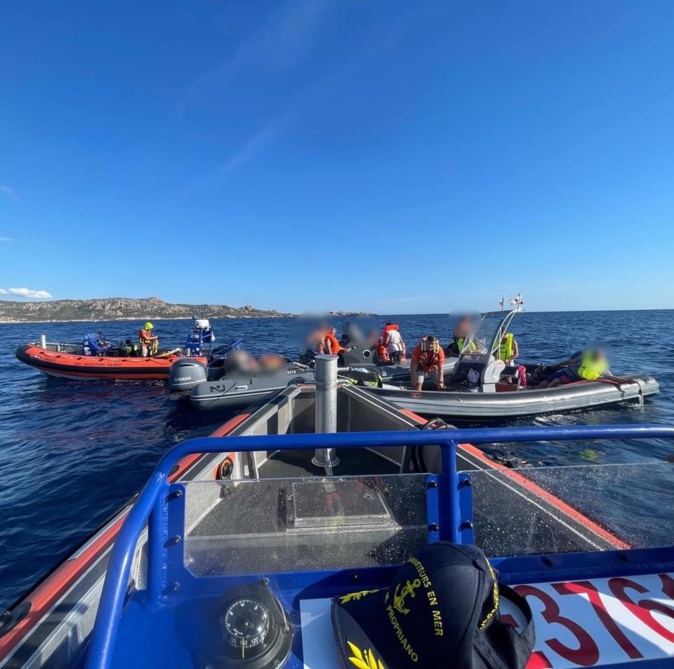 Lire la suite à propos de l’article CORSE : Senetosa : 2 blessés sur un semi-rigide après un choc avec un plateau rocheux