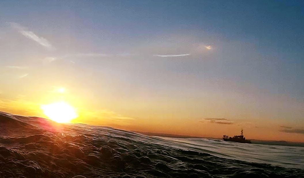 Lire la suite à propos de l’article Ivres, ils perdent le contrôle de leur bateau et se retrouvent à l\&rsquo;eau en pleine nuit au Grau-du-Roi