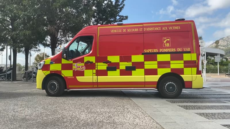 Lire la suite à propos de l’article Incendie sur un bateau semi-rigide de location sur l’île de Porquerolles causant quatre victimes, dont deux enfants âgés de douze et sept ans, transportés d\&rsquo;urgence à l\&rsquo;hôpital, le mercredi 31 juillet 2024.